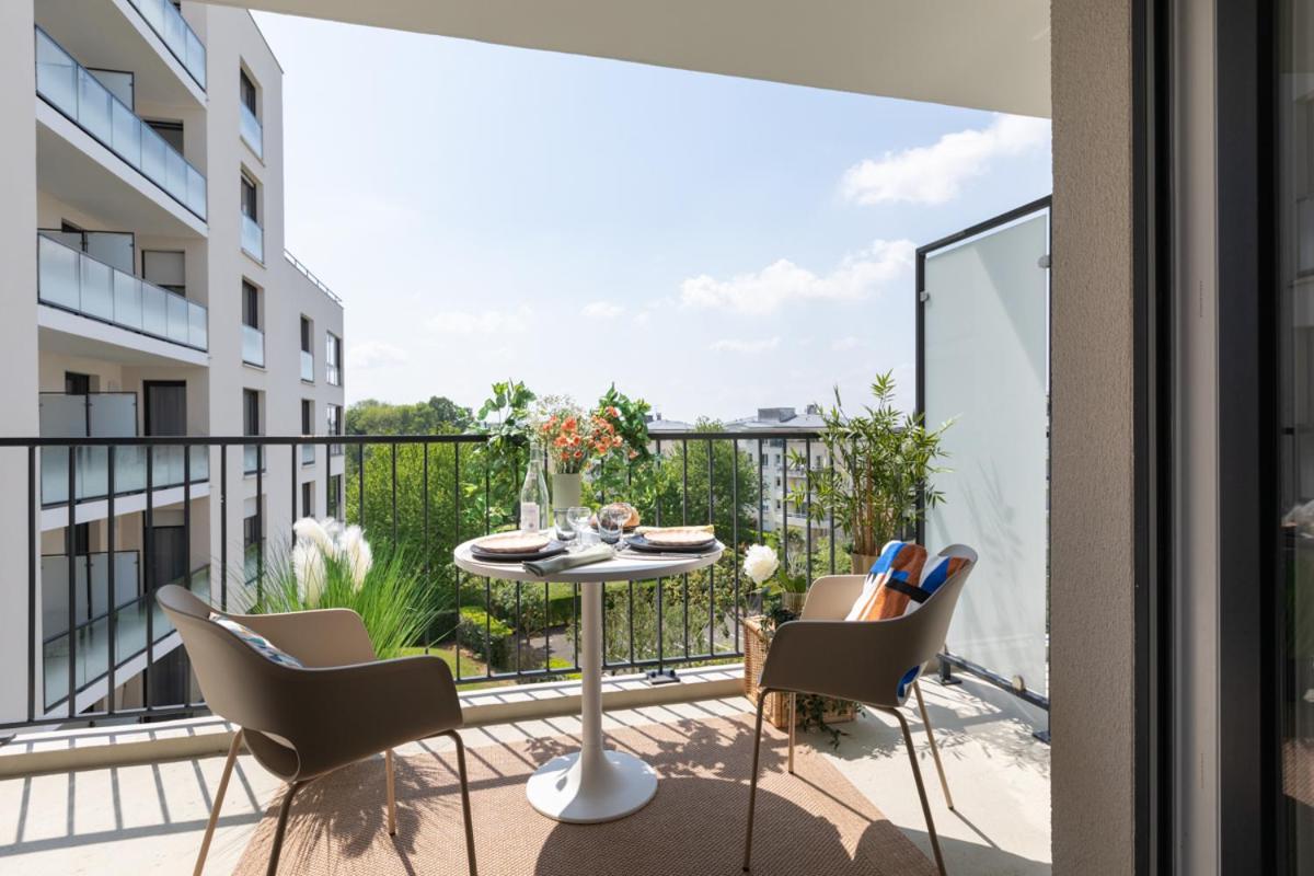 Oh Activ Cergy Aparthotel Exterior photo